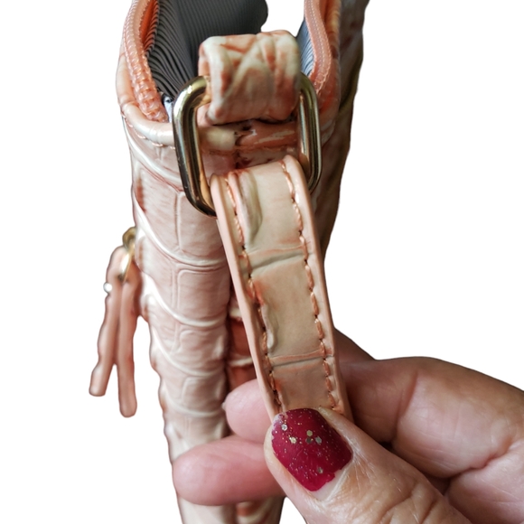 Rose Pink Multi Zipper Beautiful Crossbody bag - Picture 13 of 16